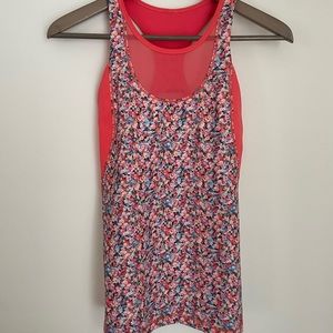 Lululemon floral tank, size S